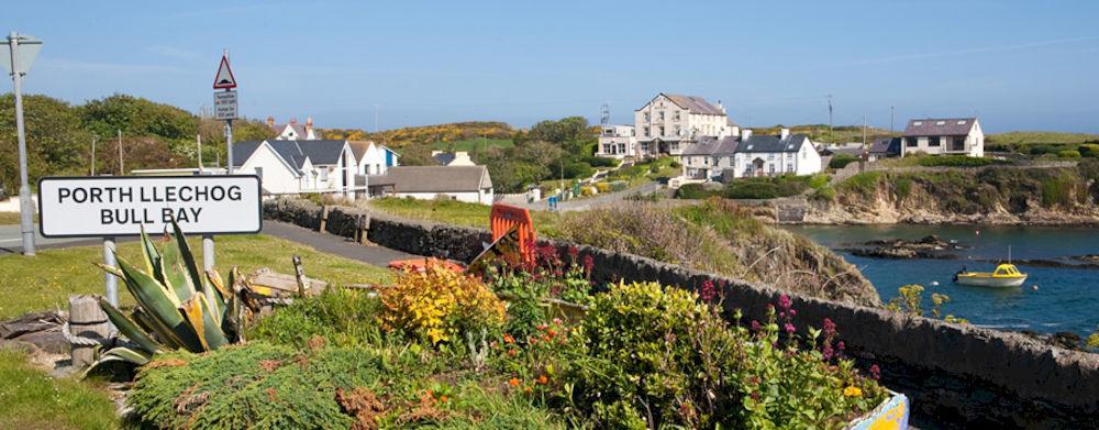 Bull Bay Hotel Amlwch Exteriör bild